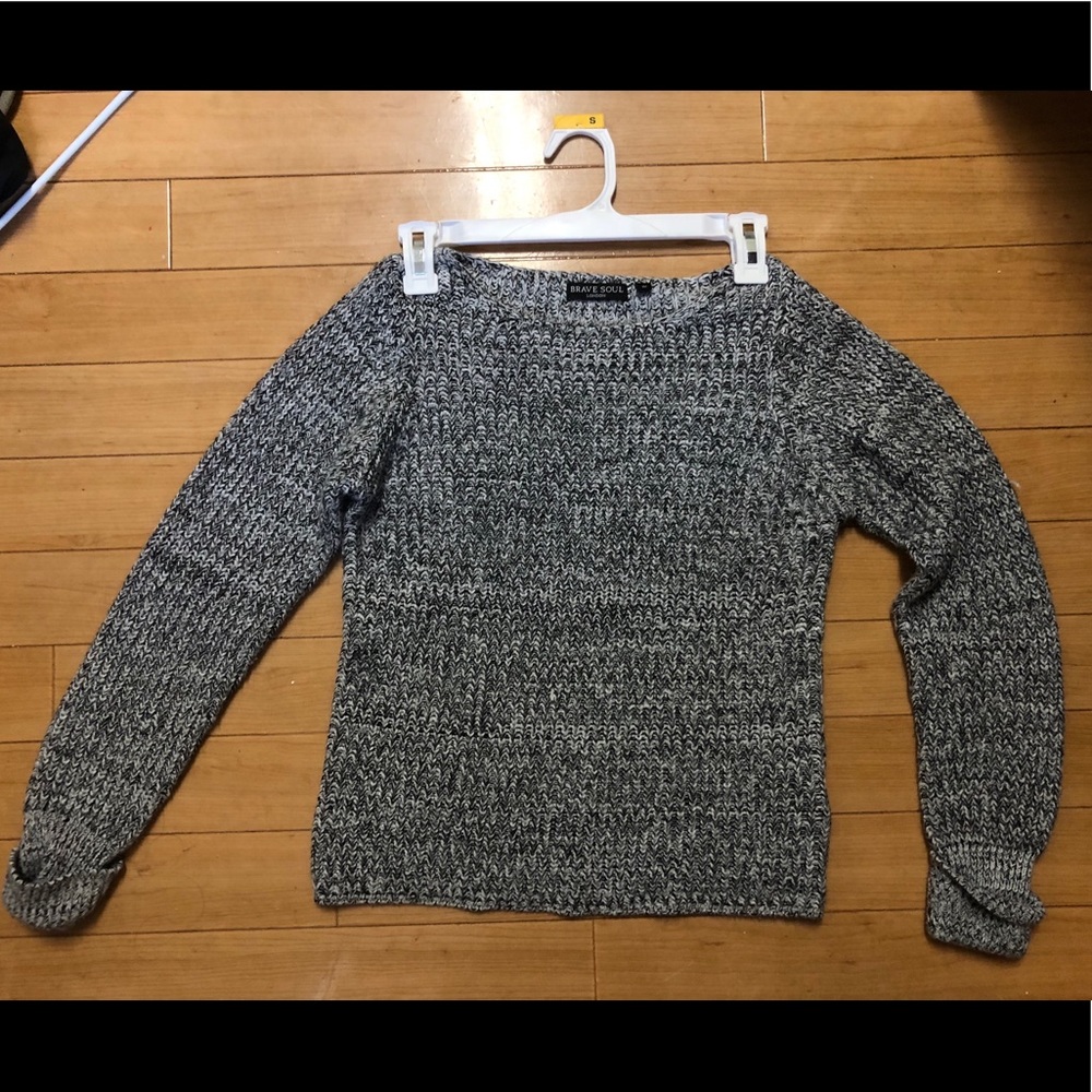 Grey sweater